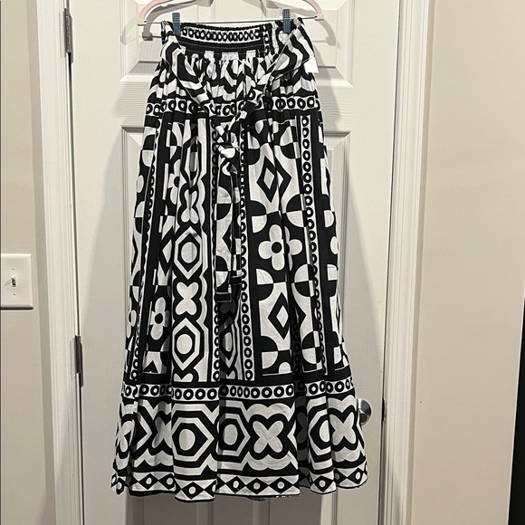 Advance Apparels Dresses & Skirts - Advance Apparels Monochrome Patterned A-Line Skirt 6 To 12 Small To Large